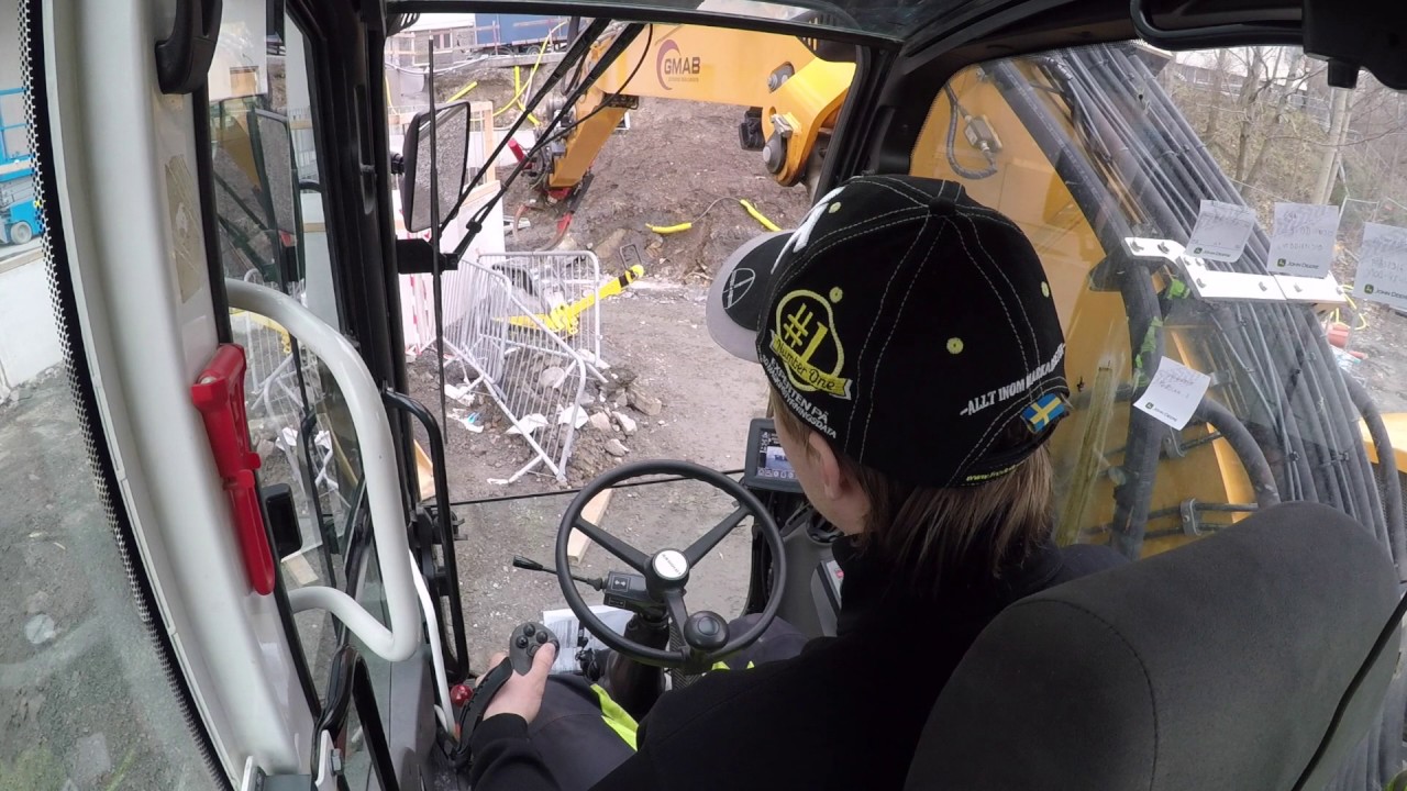 Backfillng -  Liebherr 918 compact