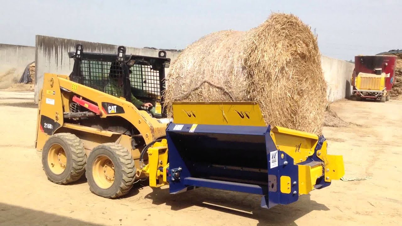 DE225 | Dérouleuse à balles rondes sur mini chargeur Bobcat / CAT