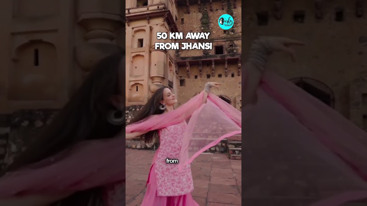 Exploring 900 years old Garh Kundar Fort in Orchha