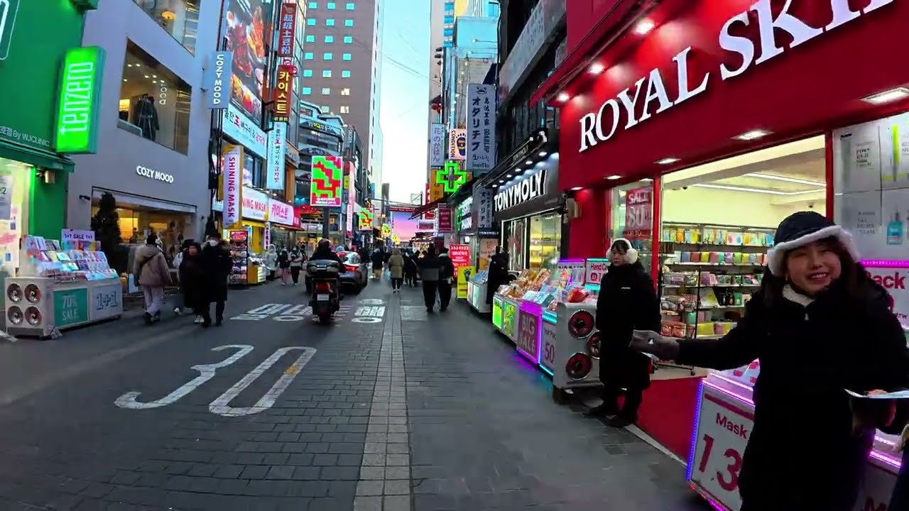 South Korea 🇰🇷 February  2025 /  Myongdong Seoul