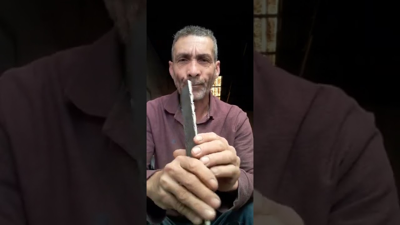 Como fazer mosqueado na faca só utilizando uma lixadeira #cutelaria