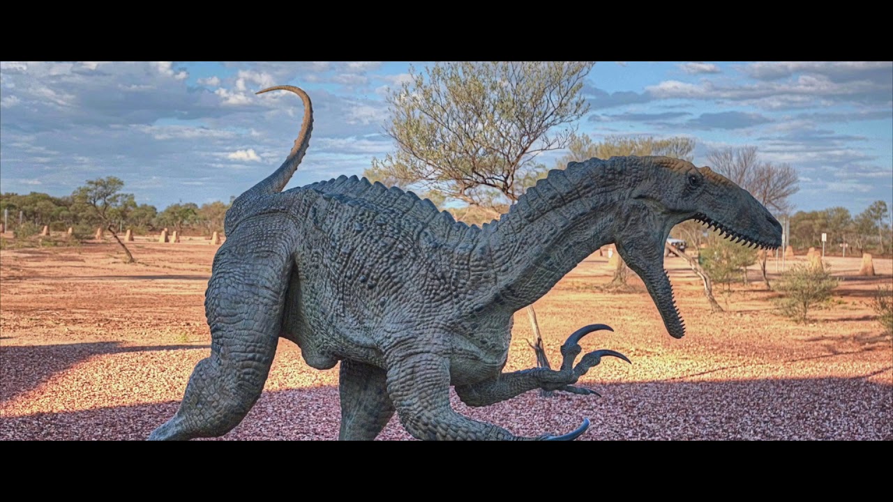 Ask A Scientist - What Kind of Dinosaur is a Megaraptorid?