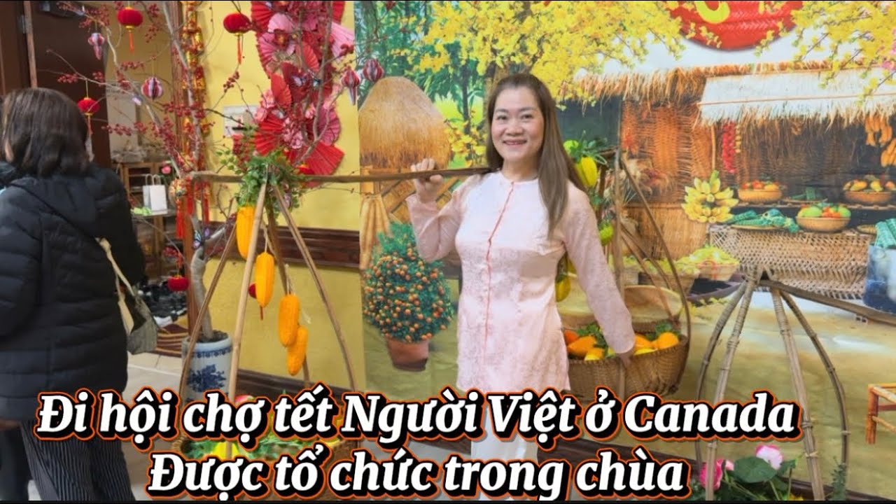  | 462 | Mọi Người Đi Hội Chợ Tết Chùa Viên Quang ở Canada Rất Đông.