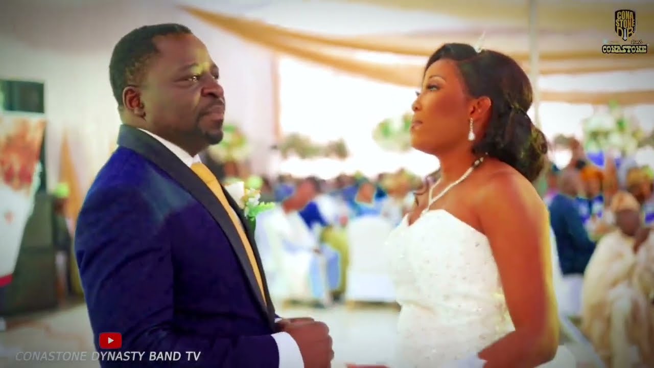 Conastone dishing out the best highlife and Afrocentric tune at a Wedding party
