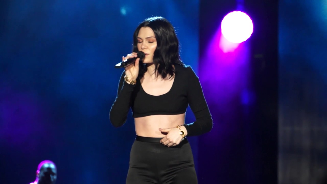 Jessie J  - Who you are (Live, WE Day UK)