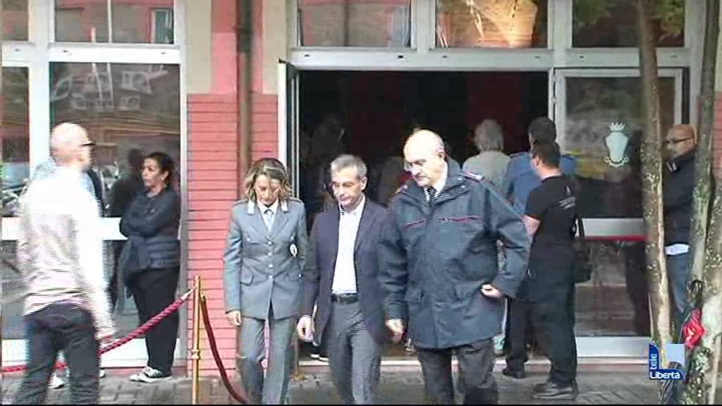 Di Pietra, omaggio alla camera ardente. Il Ministro al funerale