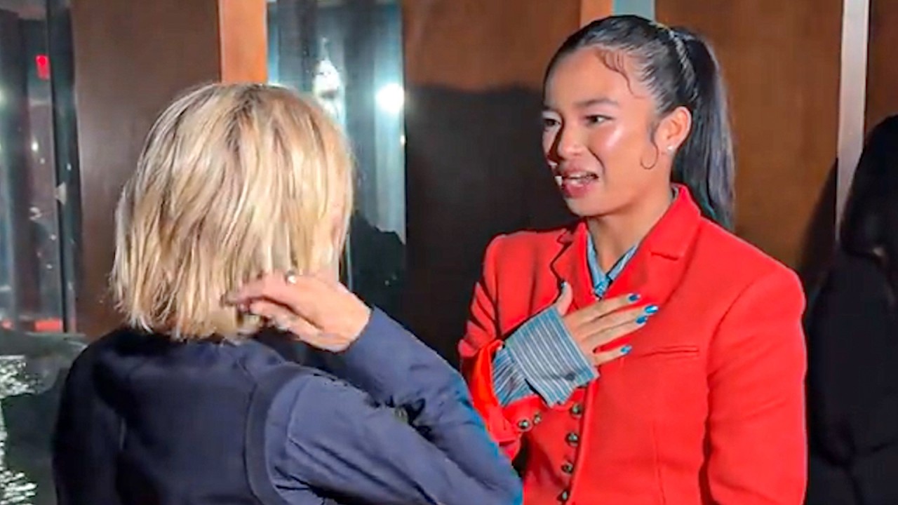 Alex Eala&rsquo;s Reaction When She Met Fashion Icon Tory Burch at New York Fashion Week 2026