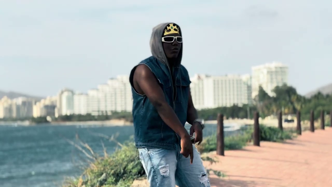 Demonia 😈   Dilan la perla ❌Cinay ❌ Muzi El Muzicario  ( visualizer video )
