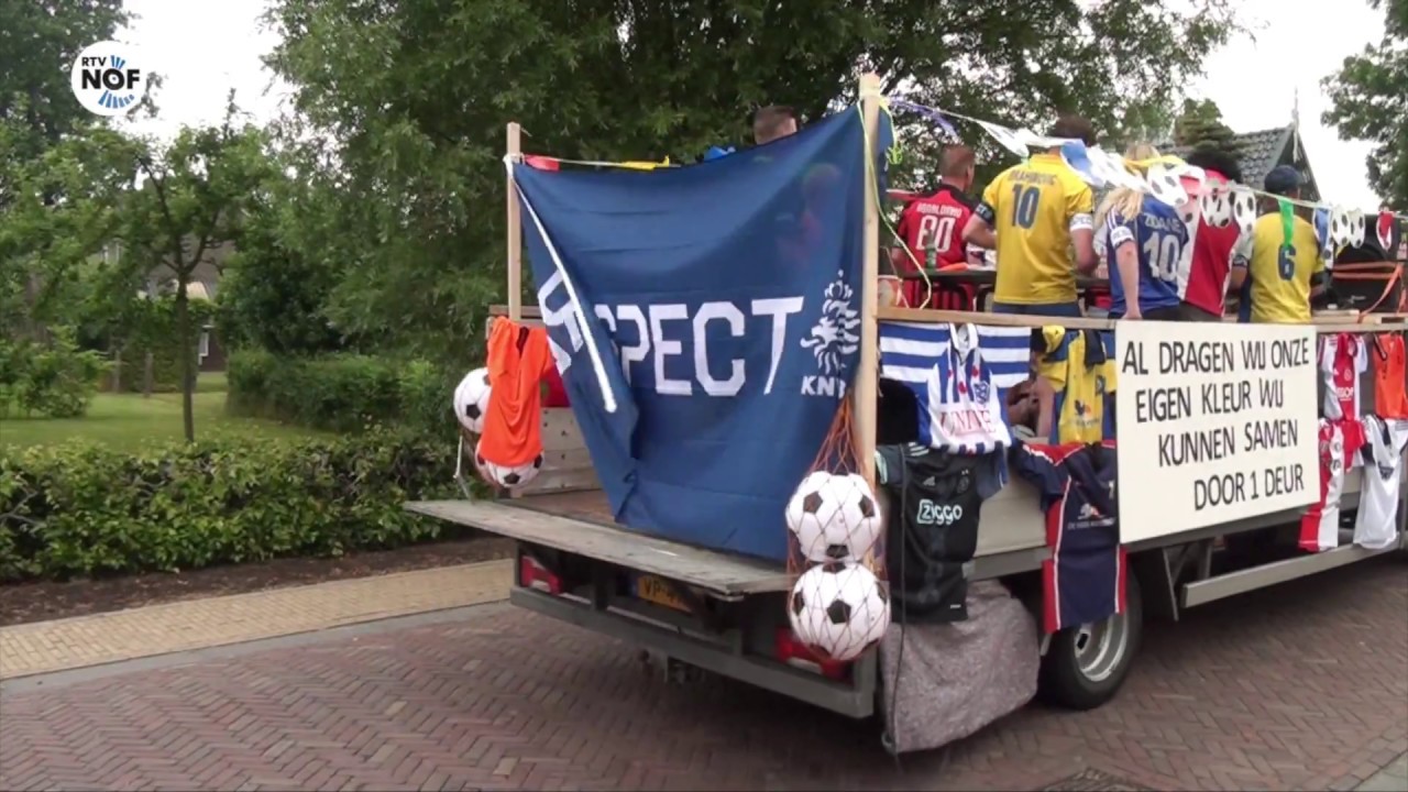 Flink wat decibels bij optocht Aldwald