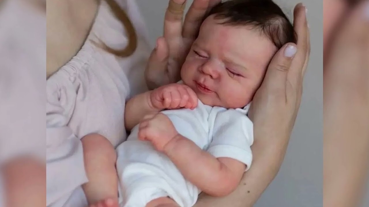 A must-have product! BZDOLL Realistic 48cm Soft Silicone Asleep Reborn Baby Doll With 3D-painting