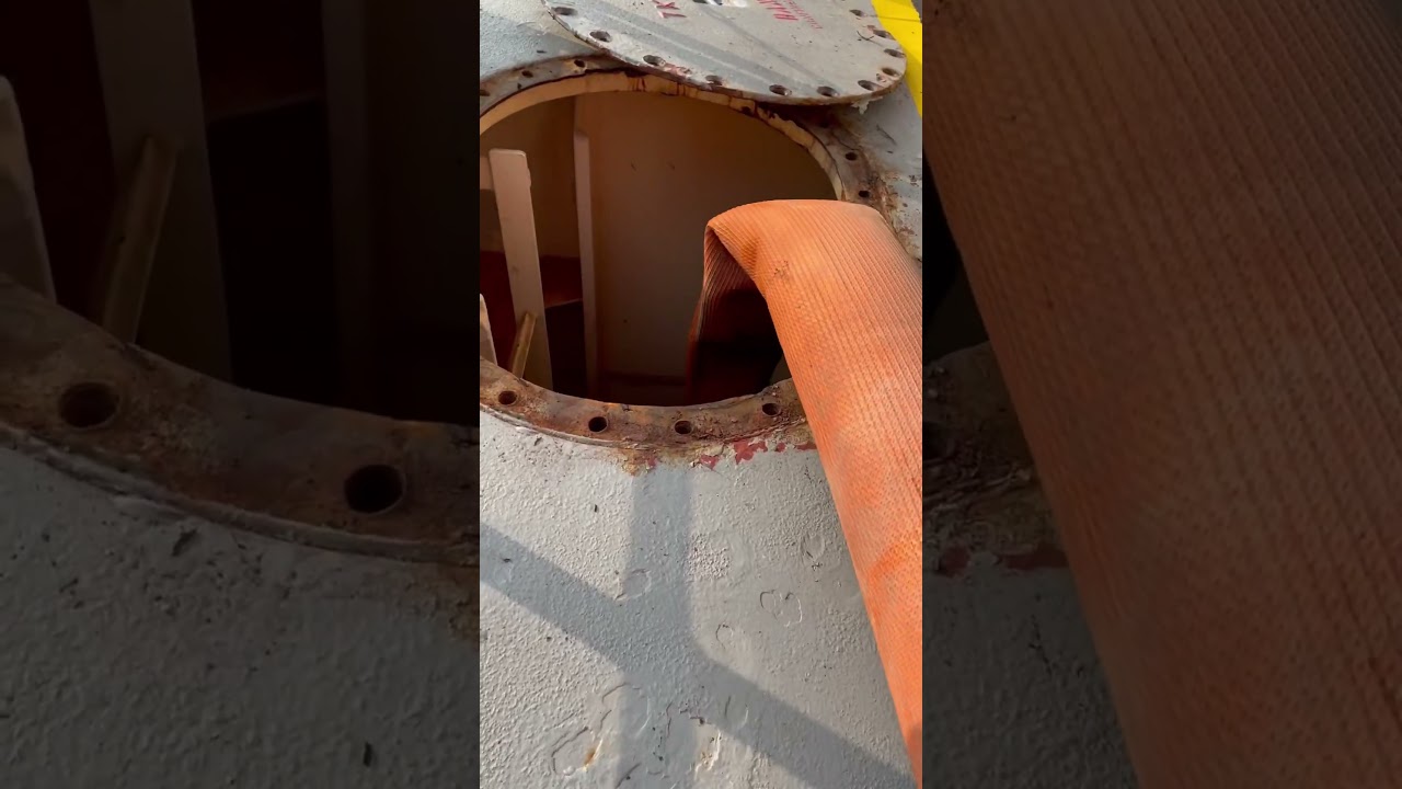 Tank cleaning #jackup #engineering #seafarer