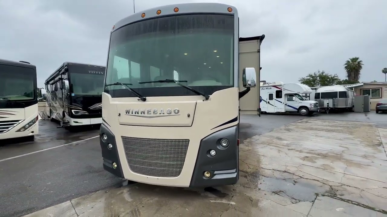 Inside the 2022 Winnebago Vista 27P | Smart Class A Comfort in a Perfect Size