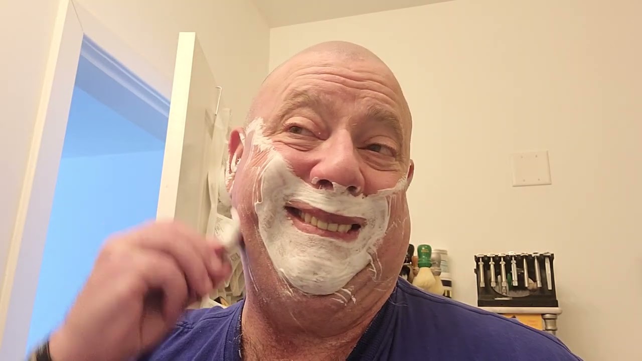 Traveling? Kai S Gold Disposable SE Razor/Dapper Dan Shaving Cream/Parker Best Badger Travel Brush