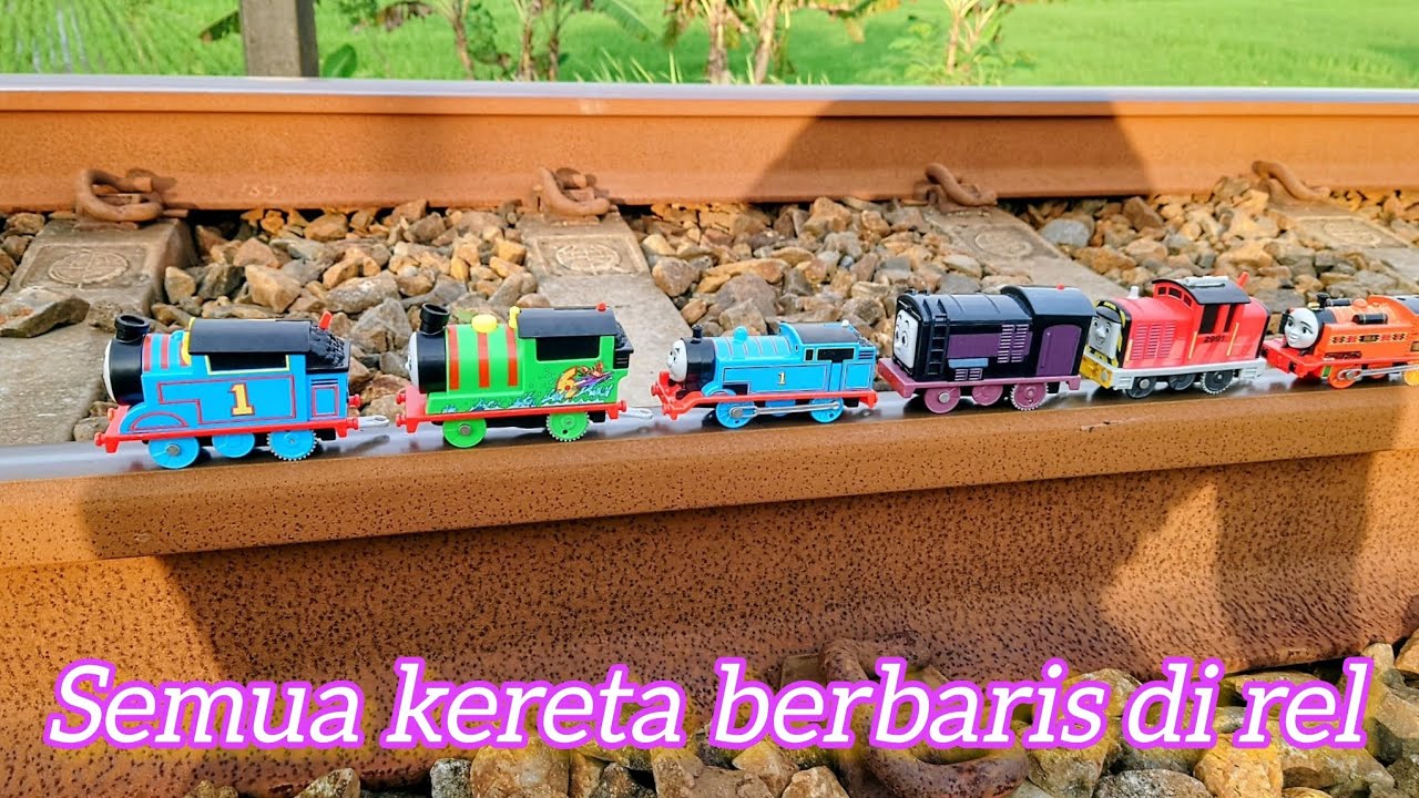 Kereta Thomas dan teman-temannya berjalan di rel sungguhan#thomas 
