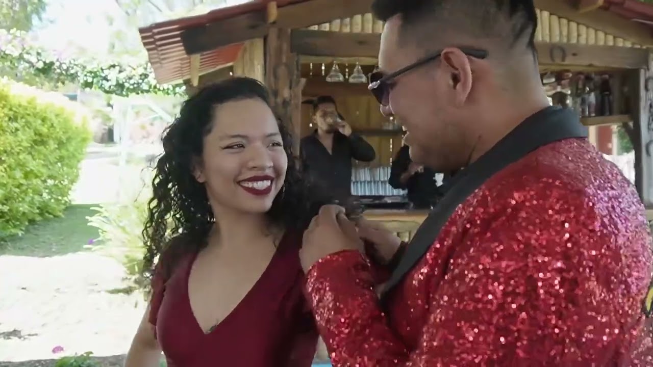 Popurrí Vibra Real. Grupo Vibración Ft. Banda Villa Real (Videoclip Oficial)