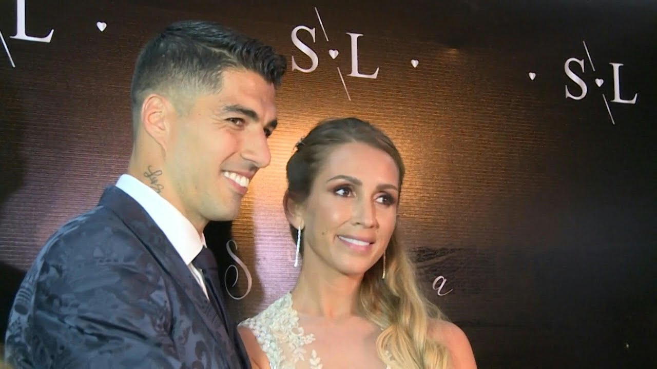 Luis Suarez and wife renew wedding vows | AFP