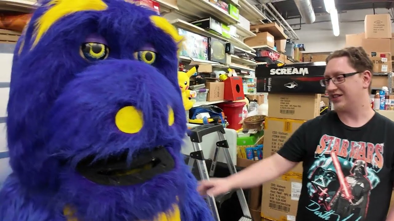 I Stop By Iron Blasts Game Zone To See A Vintage PTT Mr. Munch!