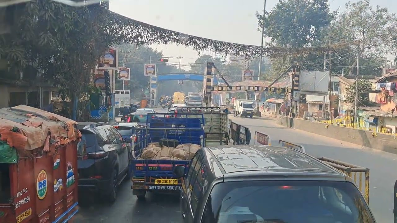 Kolkata స్త్రీట్స్  watch like share subscribe 