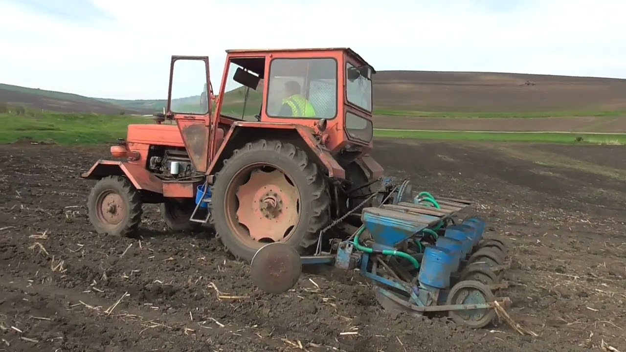 Universal 650 + SPC 6 la semănat porumb
