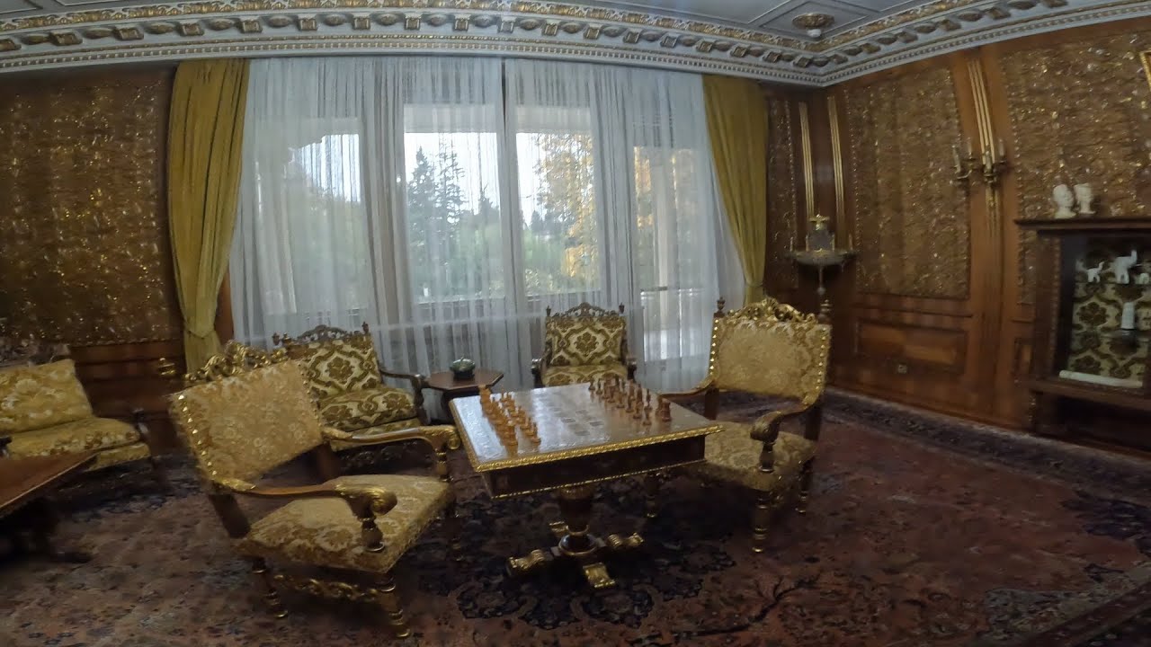 Inside Ceaușescu’s Secret Mansion | The Luxurious Home of Romania’s Former Dictator