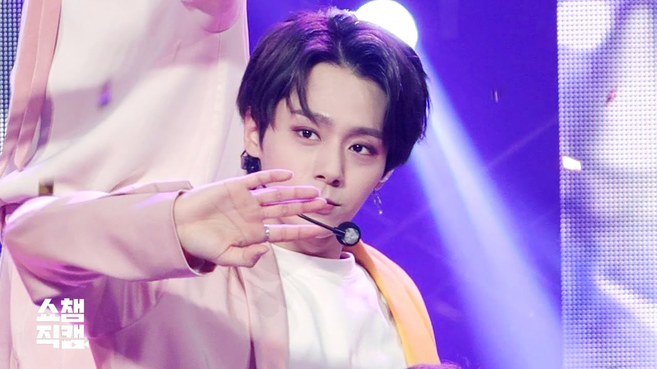 [쇼챔직캠 4K] 원어스 환웅 - 쉽게 쓰여진 노래 (ONEUS HWANWOONG - A Song Written Easily) l #쇼챔피언 l EP.348