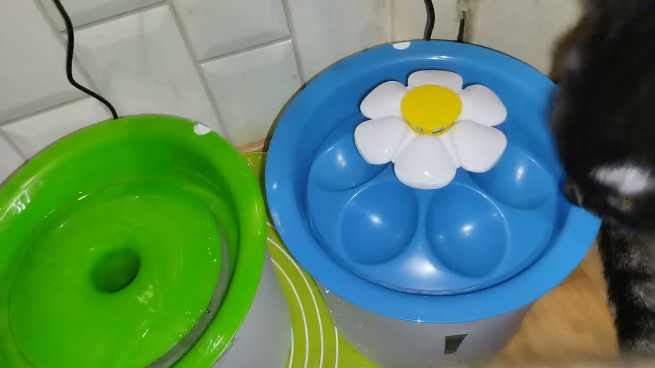 Catit -Flower -Fountain LED 3 л   #catit #flower #fountain