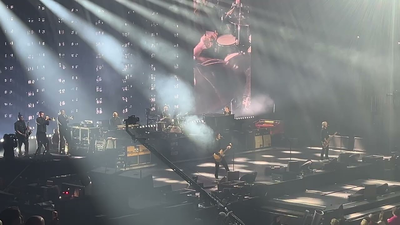 Paul McCartney. Golden Slumbers/Carry That Weight/The End. 11-3-2025. State Farm Arena Atlanta, GA. 