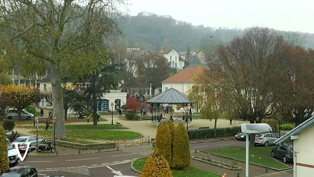 VILLENNES 2015