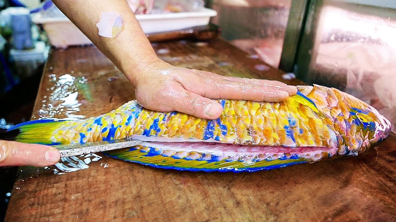 Японская уличная еда - кисло-сладкий рыба-попугай Морепродукты Япония