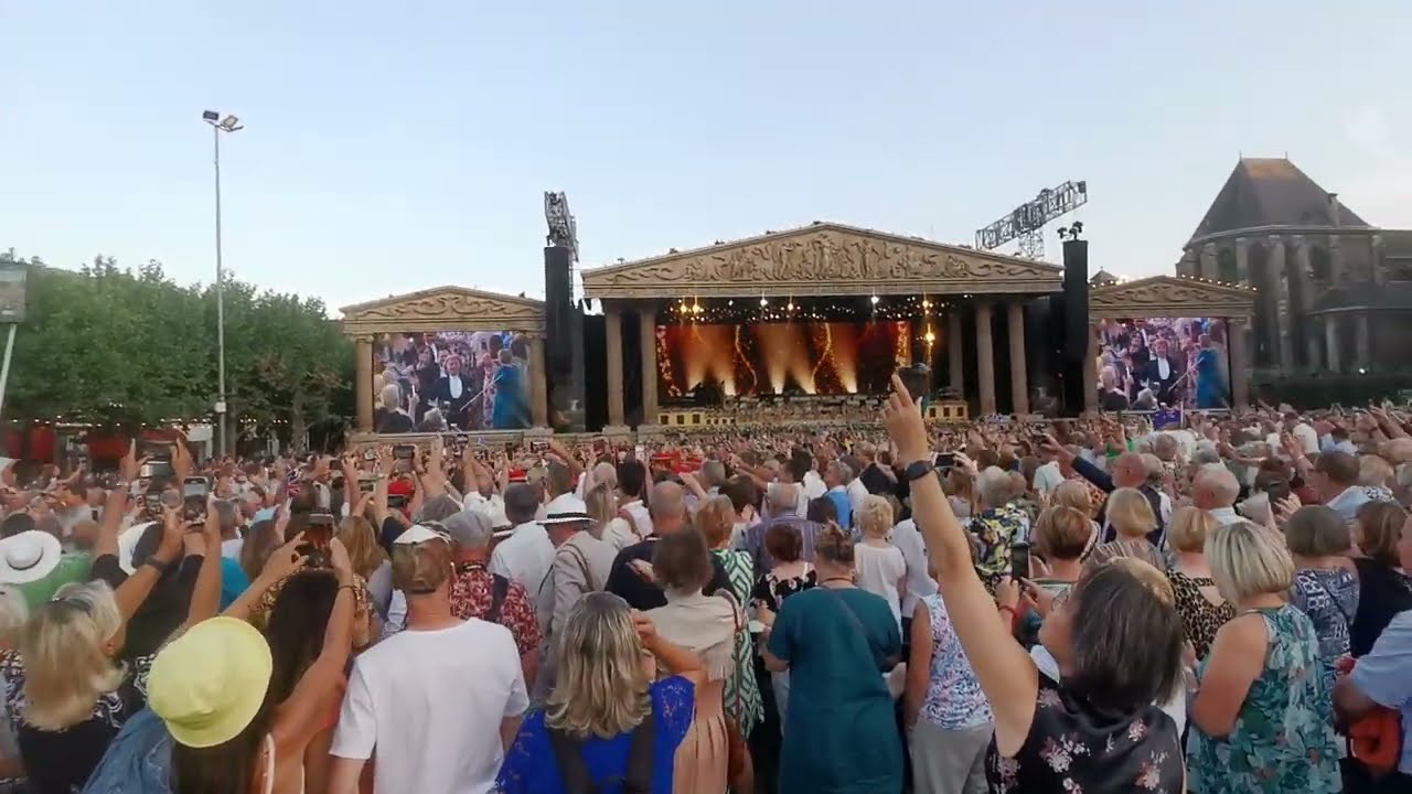 Kick off at Andre Rieu in the Vrifthof Square, Maastricht, July 2022