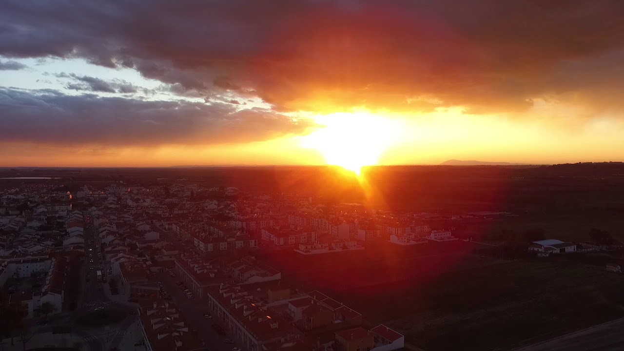 Vista a&eacute;rea Almeirim (por do sol)