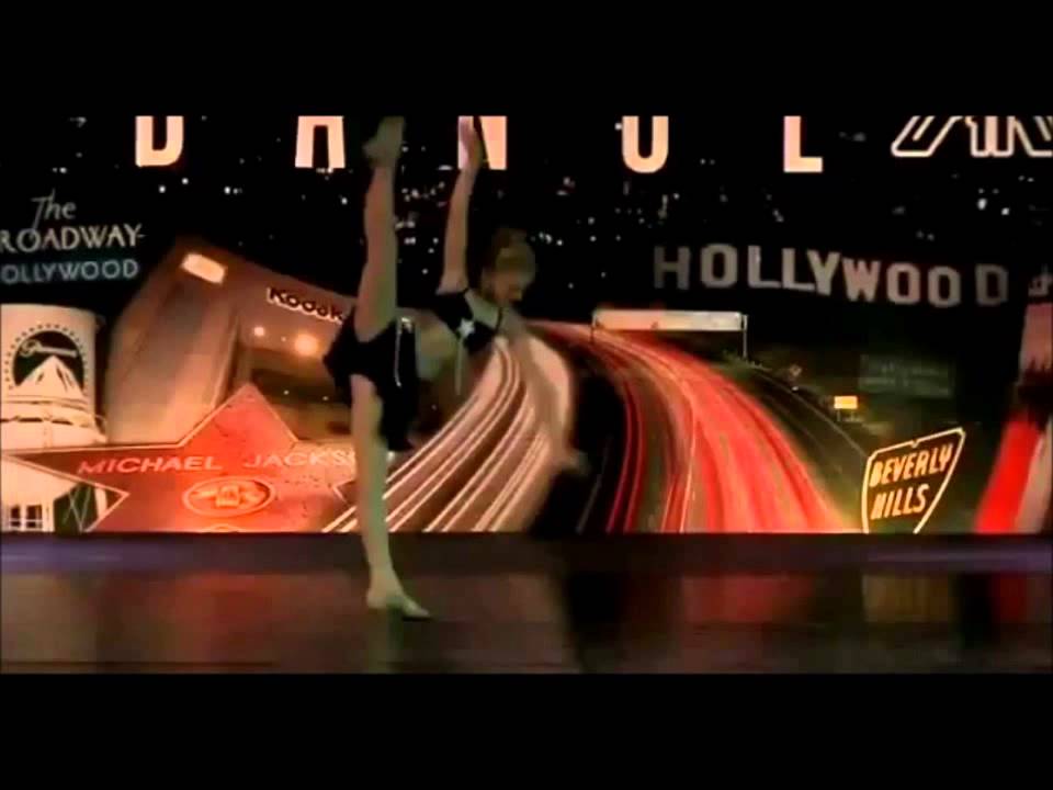 Chloe Lukasiak- Domino