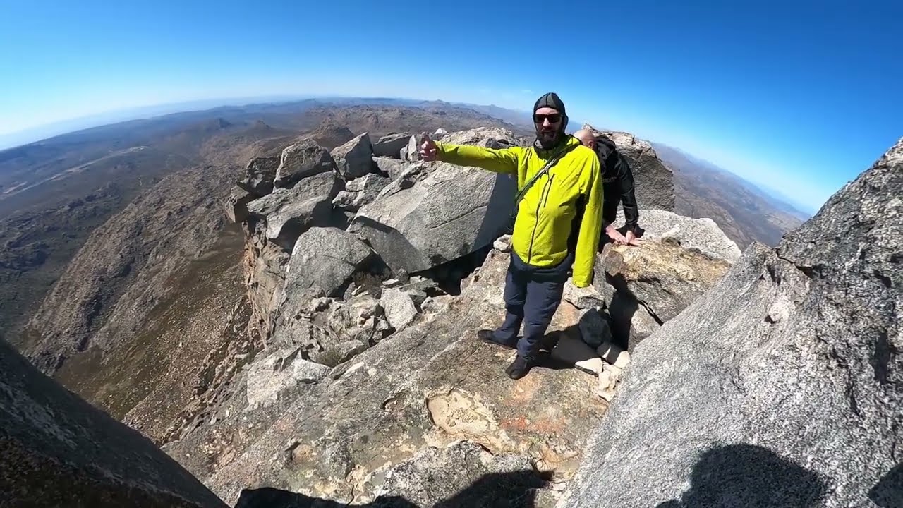 🏔️ Summiting Sneeuberg Part 1: A Peak Experience in Cederberg!