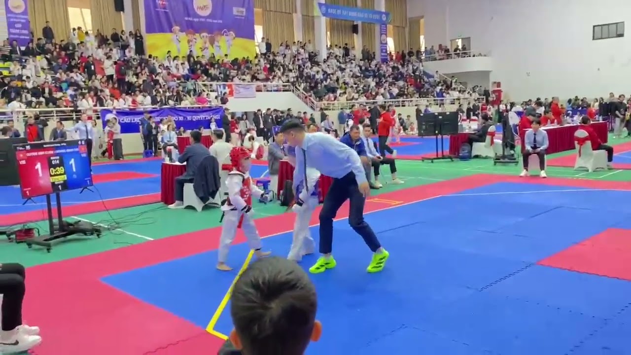 Anh Cường hạng 27kg lứa tuổi 1 giải festival taekwondo hà nội mở rộng cup thăng long 