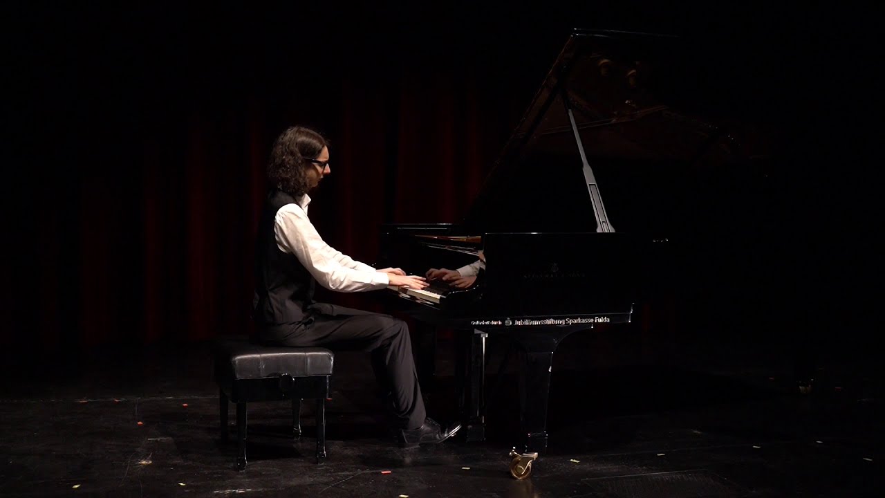 Vinzent Reinisch spielt: Johann Sebastian Bach, WTK I, Präludium und Fuge in f-Moll, BWV 857