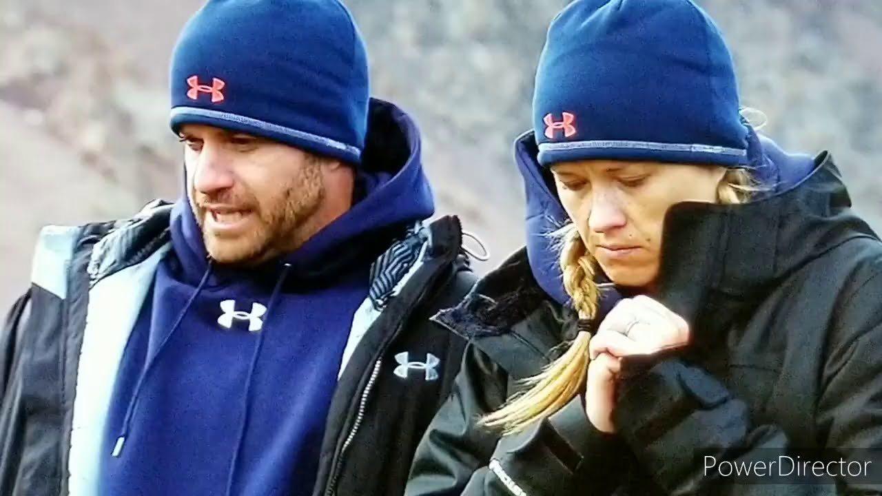 Johnny bananas takes all the money from Sarah