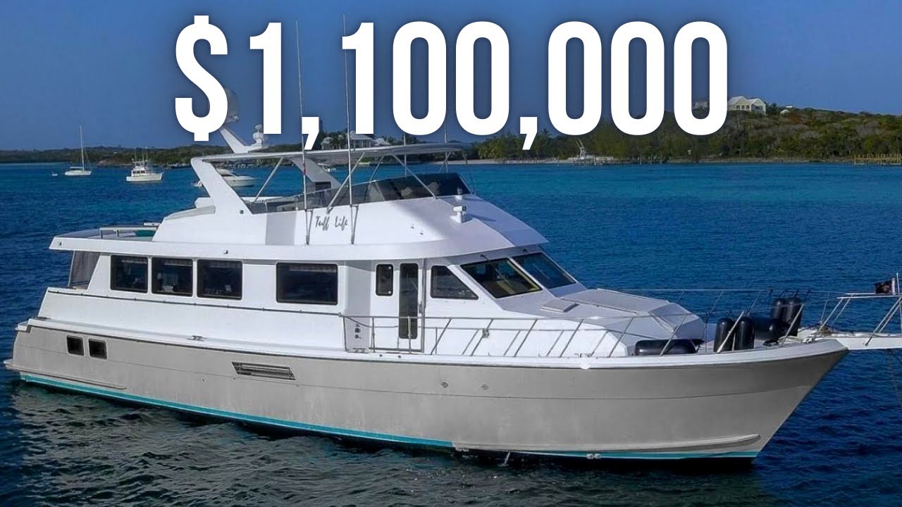 Экскурсия по моторной яхте Hatteras 74 Sportdeck стоимостью 1 100 000 долларов