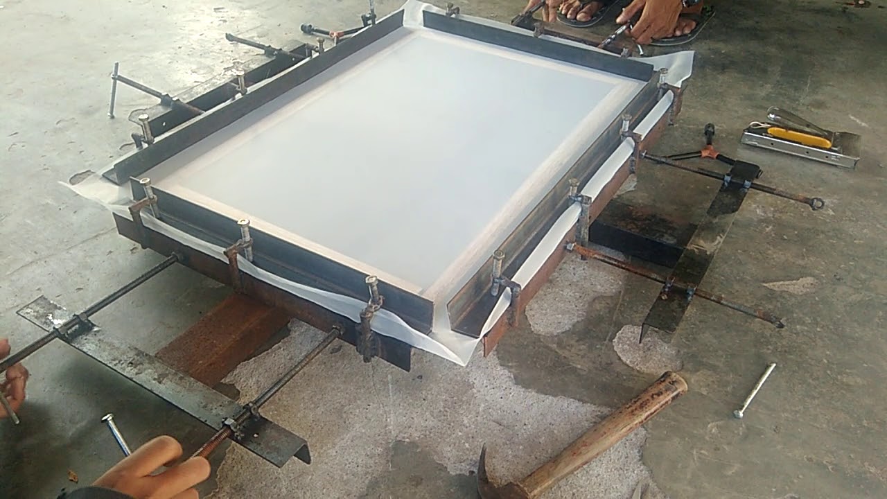 Cara Tarik Kain Screen Sablon (Stretching Screen Monyl) PART 1
