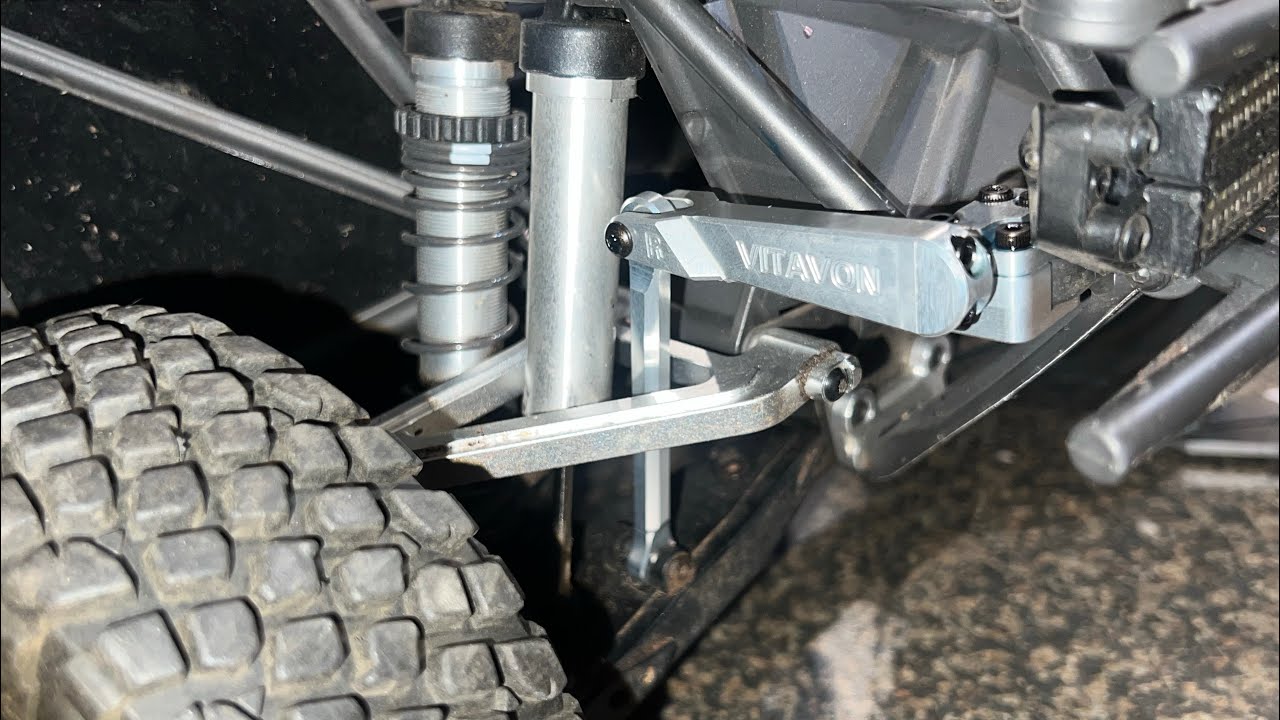 Installing the redesigned Vitavon Sway bars on the Traxxas Ulimited Desert racer. Before and After