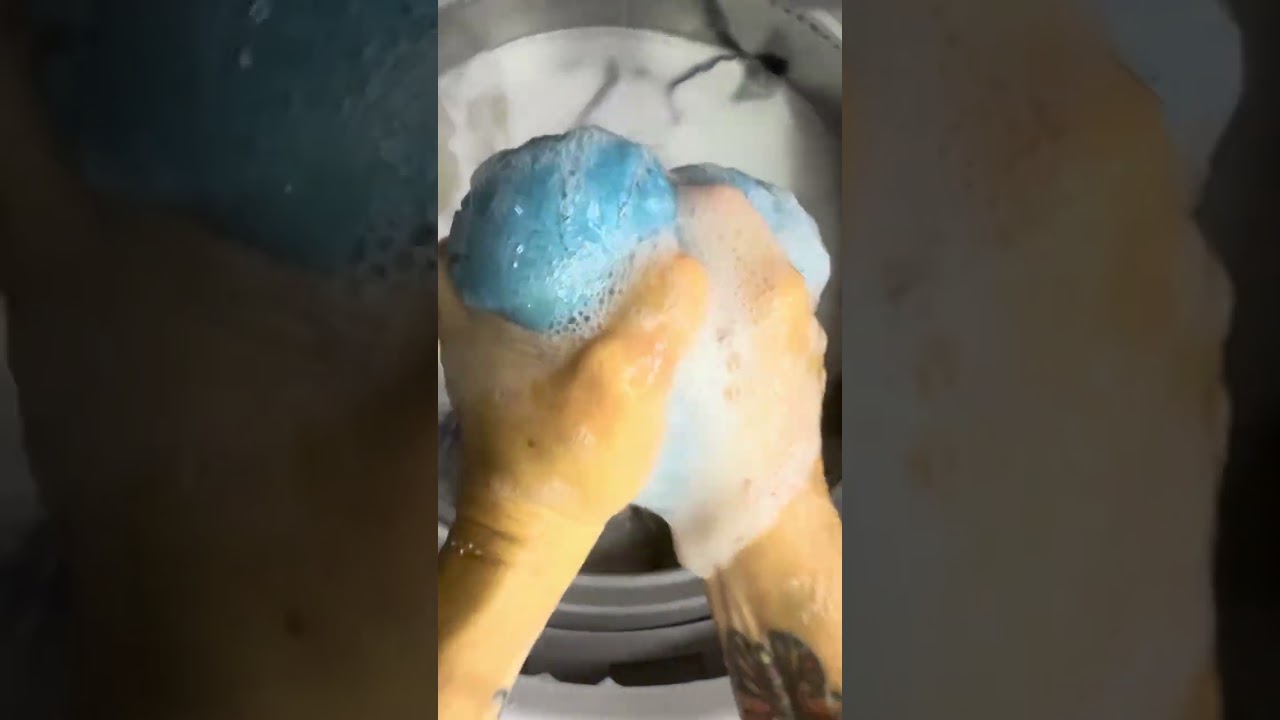 A&H Pod paste and Walgreens bag paste, xtra powder dump, DT powdered bleach squeezes this smelt 🤤