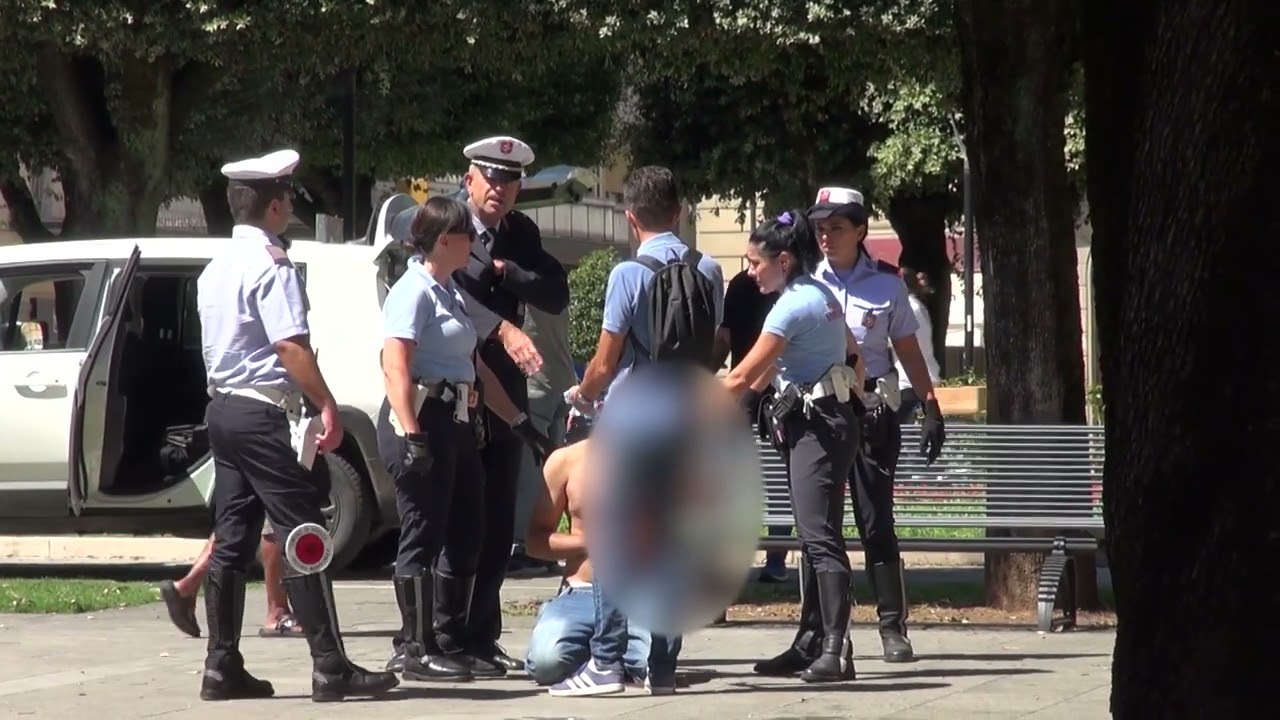 Arezzo, un sabato movimento. Due gli interventi della polizia municipale