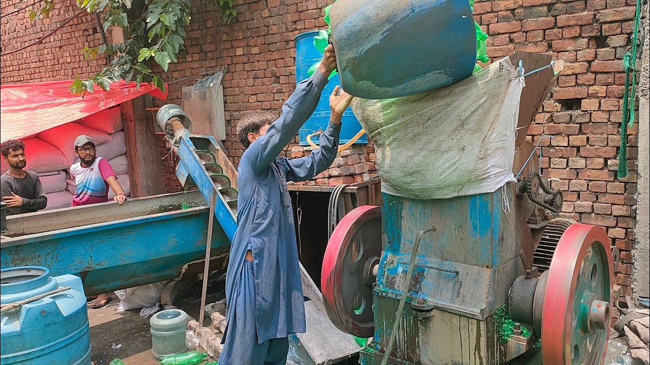 Plastic bottles recycling process | pet recycling machine | recycling procedure