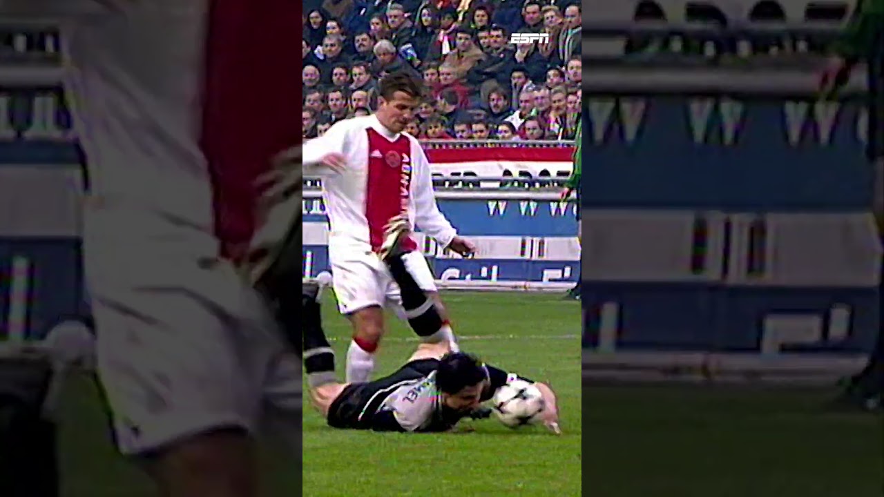 Rafael van der Vaart 🆚 Mark van Bommel 🧐