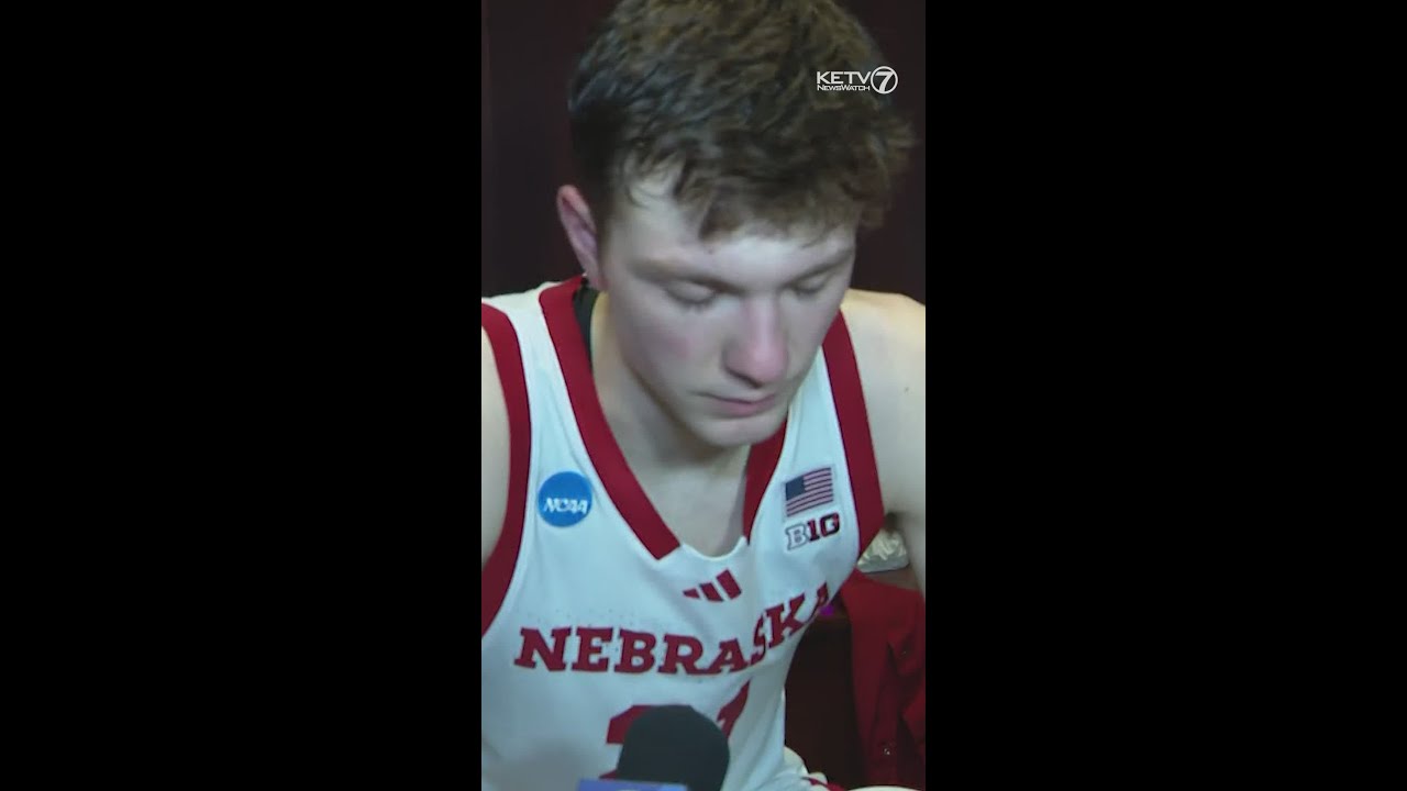 Pryce Sandfort reaguje na porażkę Nebraski z Iową w Sweet 16