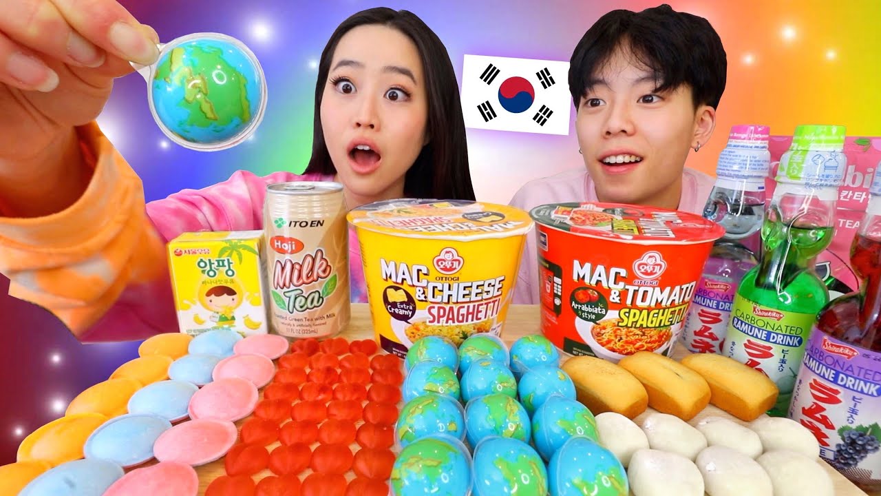 7-ELEVEN Korean Convenience Store MUKBANG! World Gummies, Instant Spaghetti + More