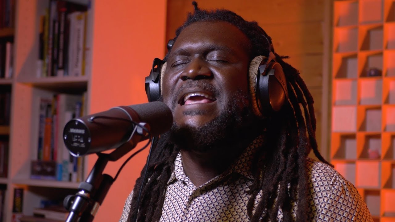 Chezidek & Little Lion Sound - Champion (Live in Evidence Music Studio)