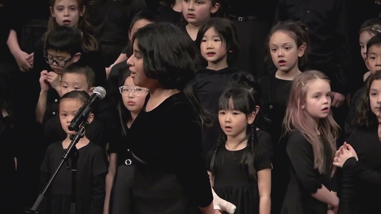Ocho Kandelikas - Bellevue Youth Choirs Combined Choirs