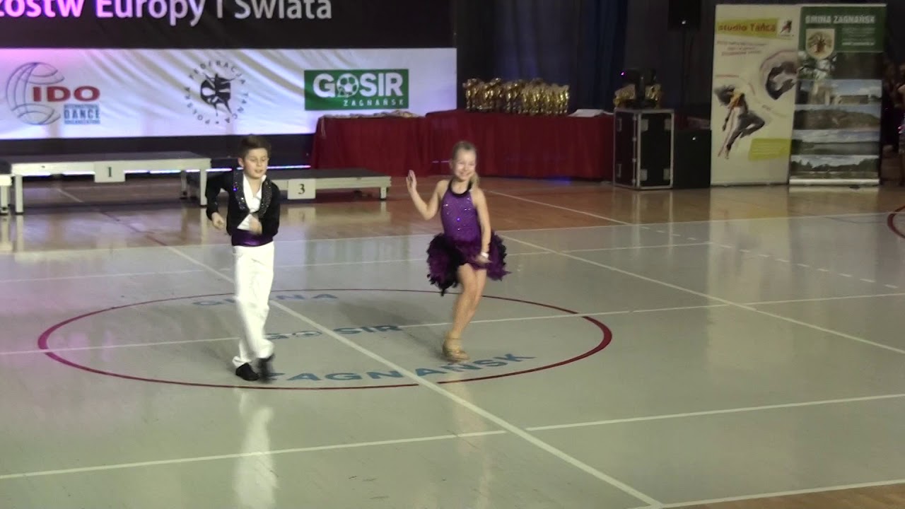 KM IDO 2017-Finał Salsa w parach - dzieci (Bartek i Julia - Polly Art - choreo Riccardo Recanati)