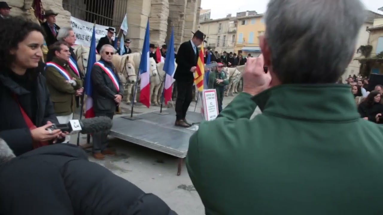 ARLES Manifestation des éleveurs/agriculteurs presselibre.fr Reportage