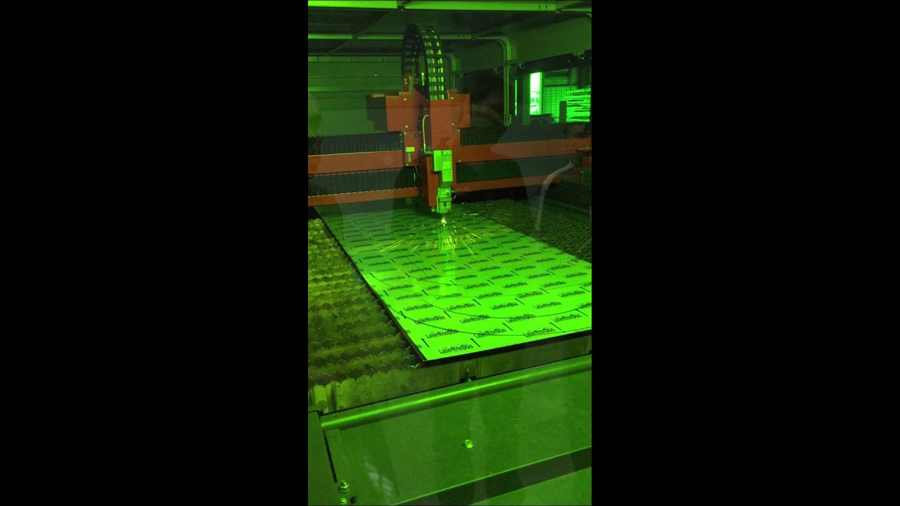 Bystronic 6kw Fiber Laser scan cutting